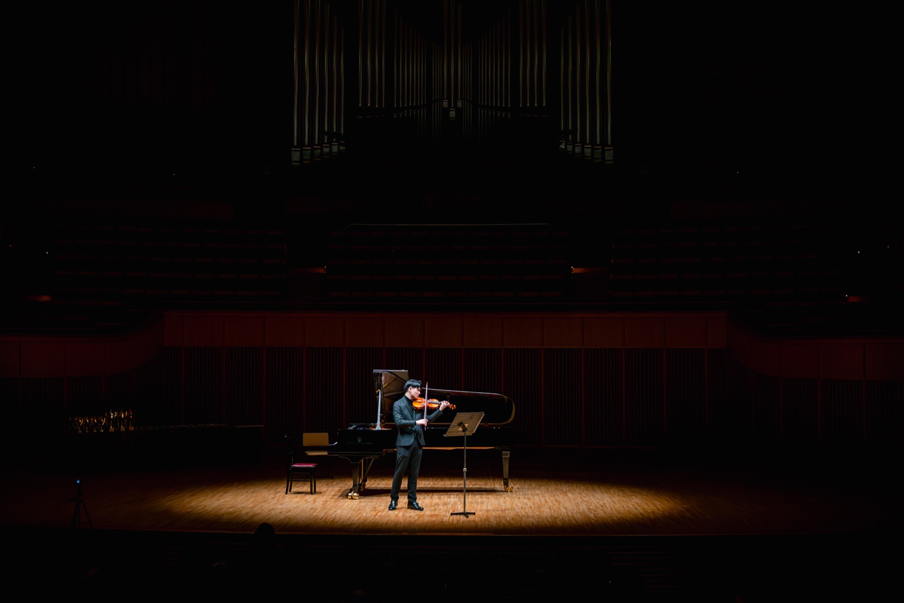 Solo performance at Sapporo Concert Hall Kitara